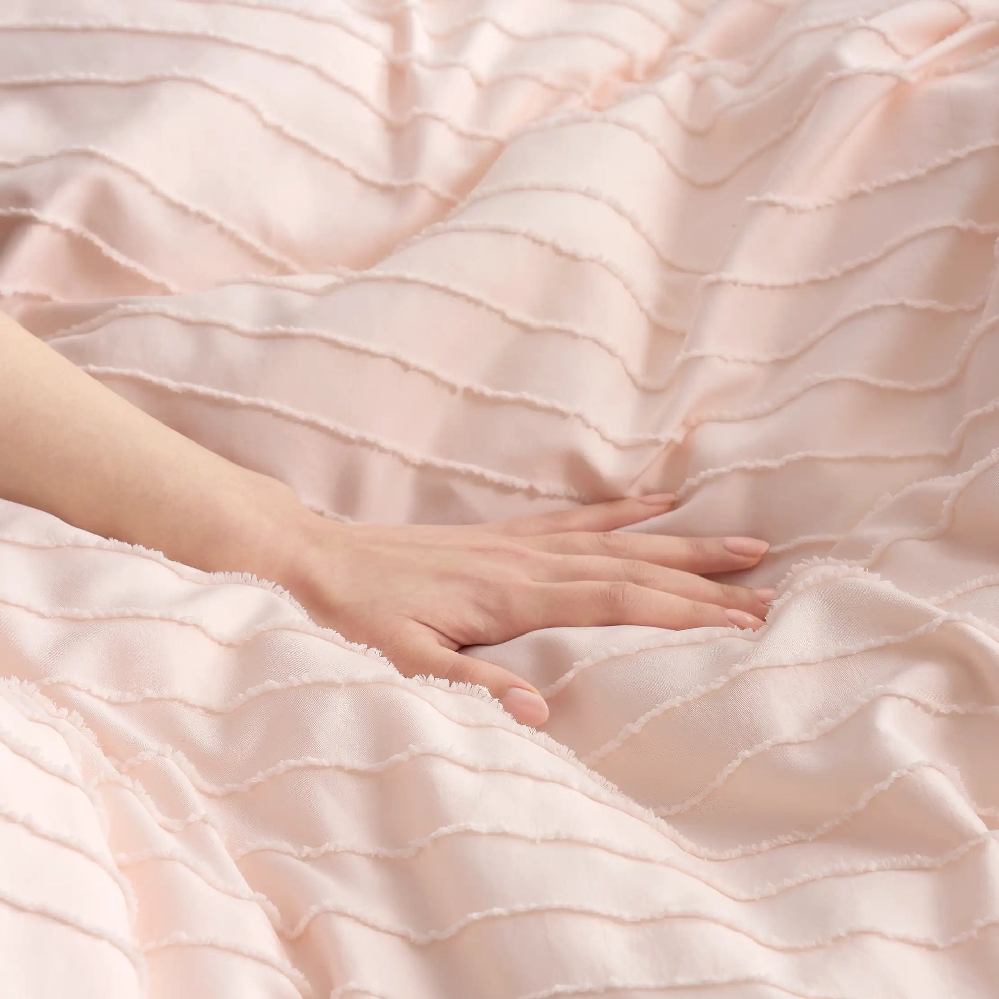 UGG Devon Texture Comforter Set T/TXL for the Home