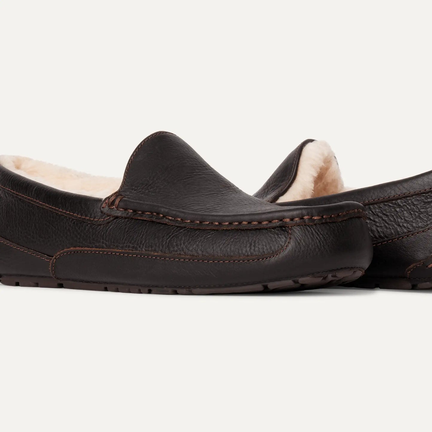 UGG Ascot Slipper for Men Dark Spice