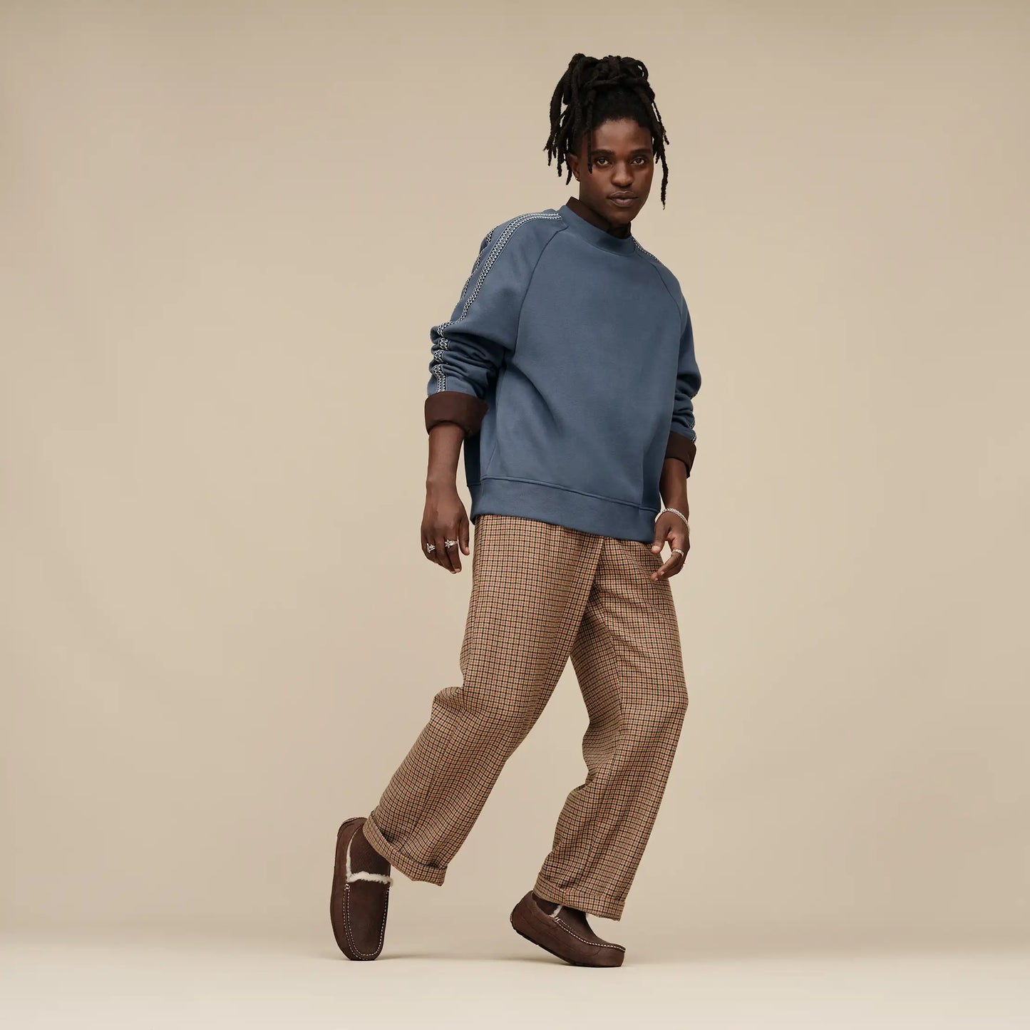 UGG Ascot Leather Distressed for Men Dusted Cocoa