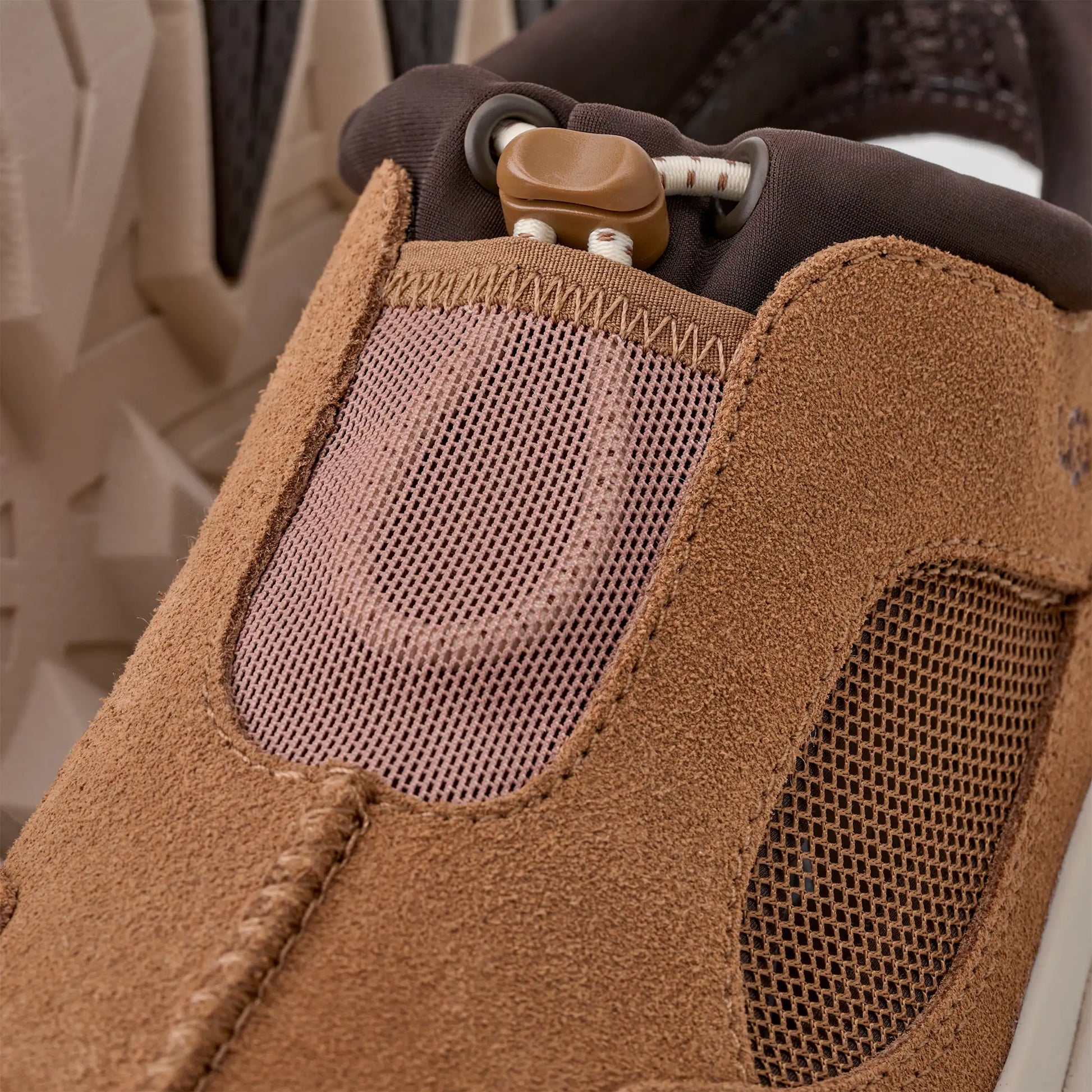 UGG Heritage Utility Axoid Shoe for Men Chestnut / Jasmine