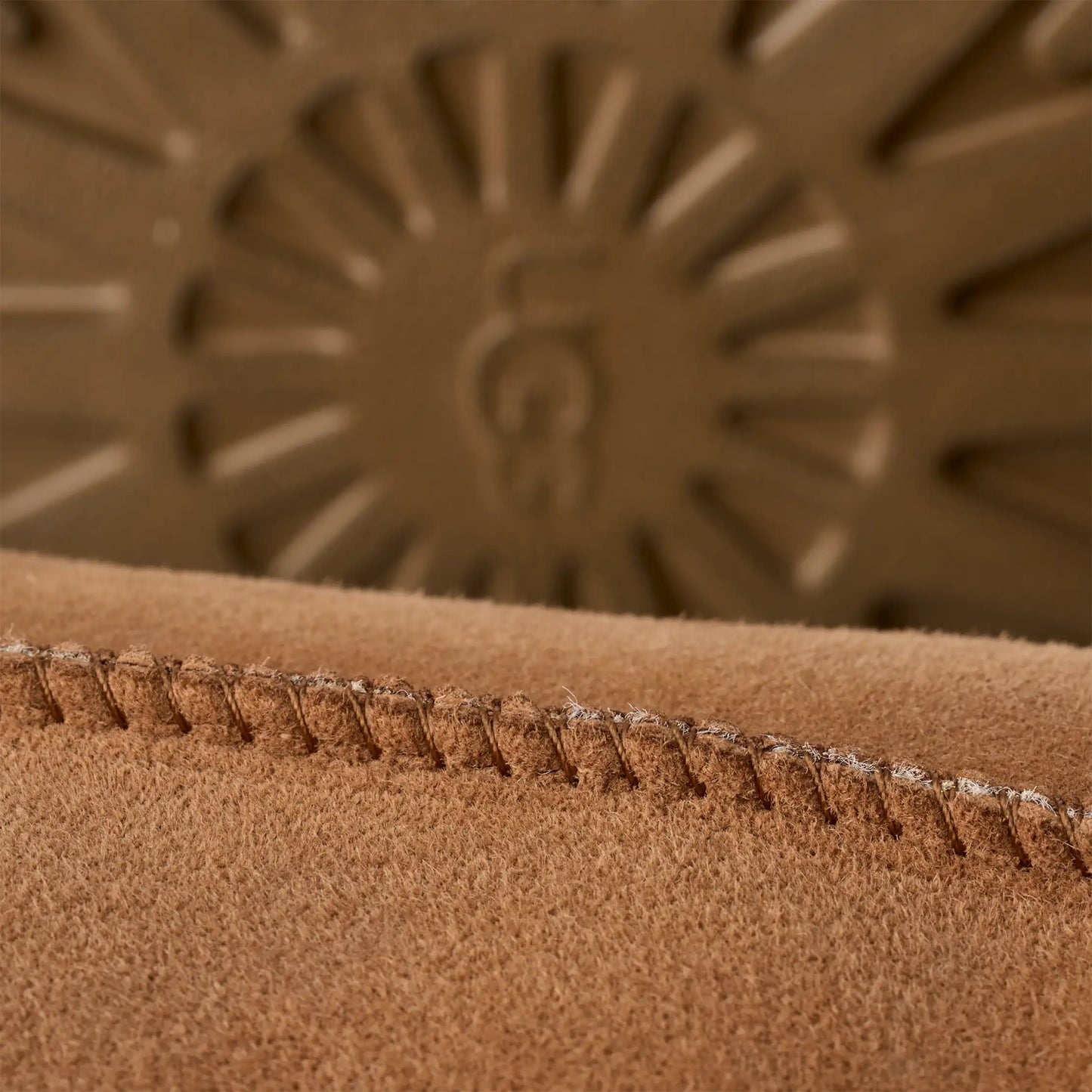 UGG UGG® Classic Short for Men Chestnut