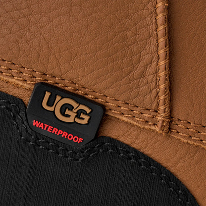 UGG No Change Chestnut