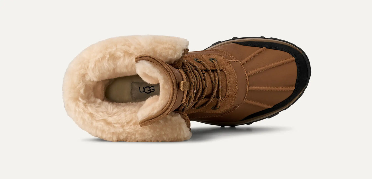 UGG No Change Chestnut