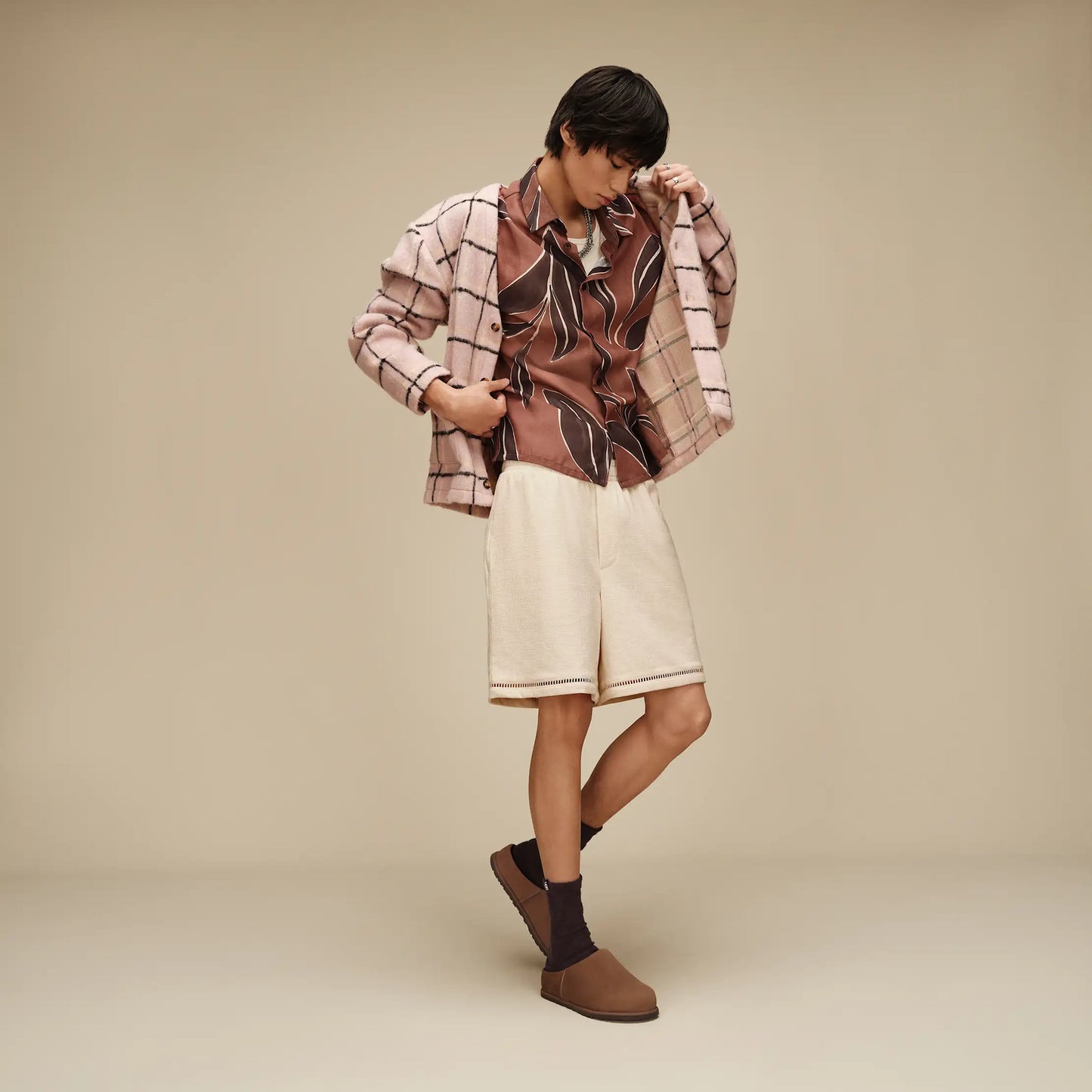 UGG Jaxtyn Short for Men Cream