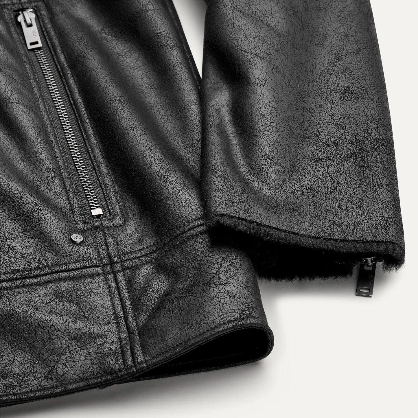 UGG Thayden LuxeFluff Jacket for Men Black
