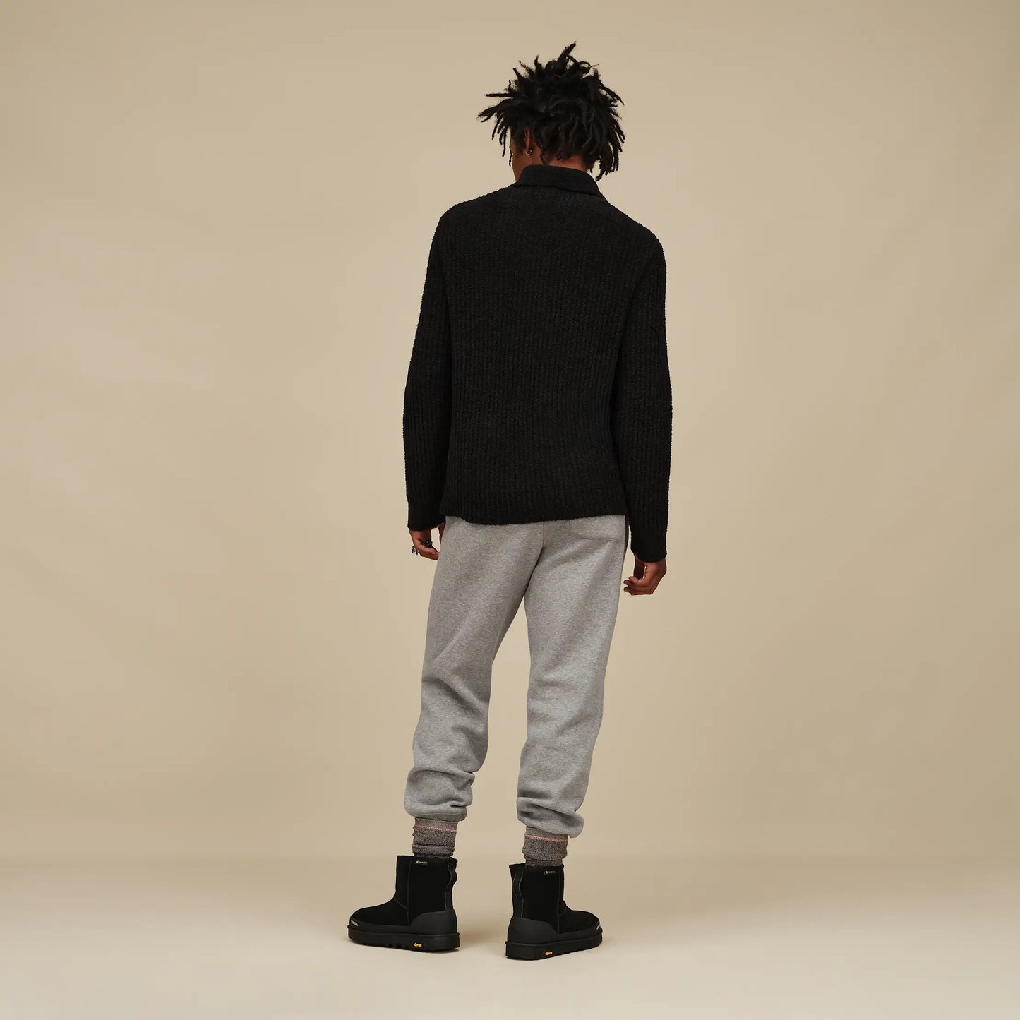 UGG Kyro Cozy Crew Sock for Men Dusted Cocoa