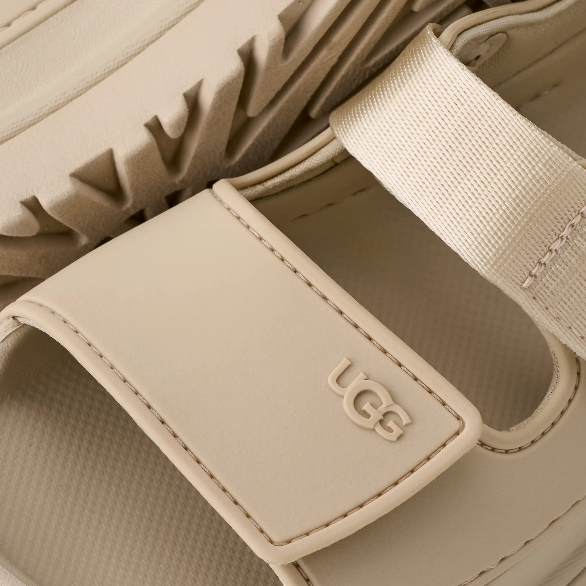 UGG GoldenGlow Sandal for Kids Sea Salt