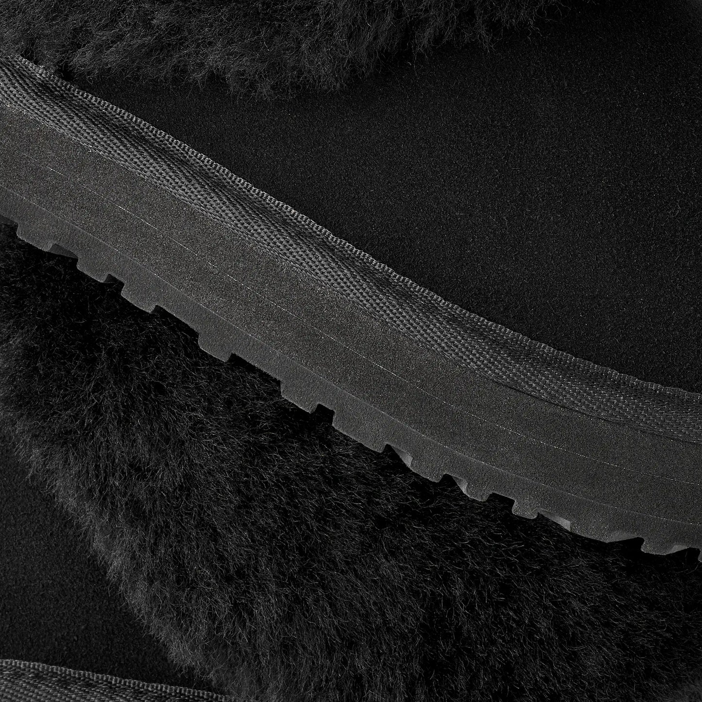 UGG Tazzelle for Kids Black