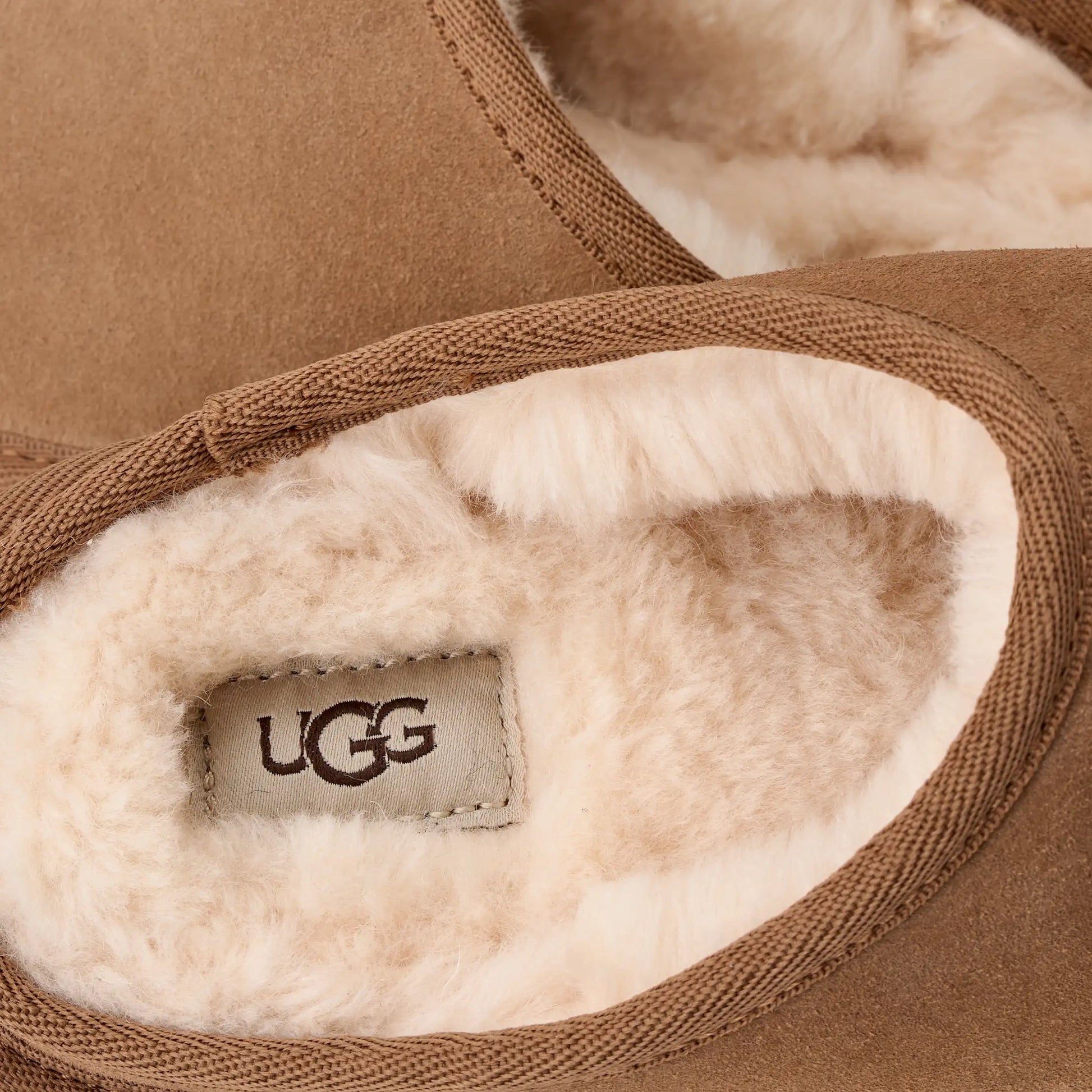 UGG Classic Slip-On for Kids Chestnut