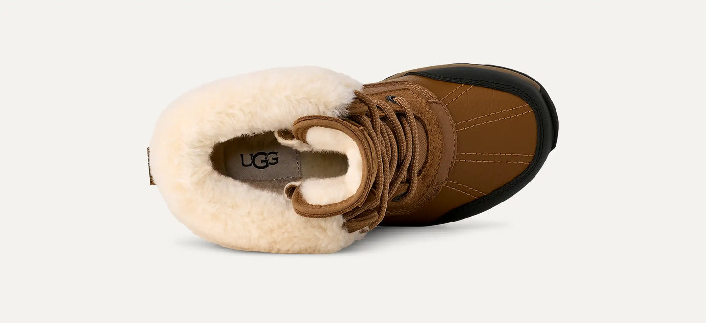 UGG No Change Chestnut
