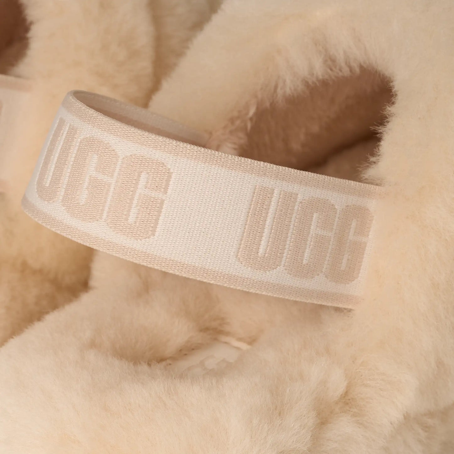 UGG Fluff Yeah Slide for Kids Natural / Sea Salt