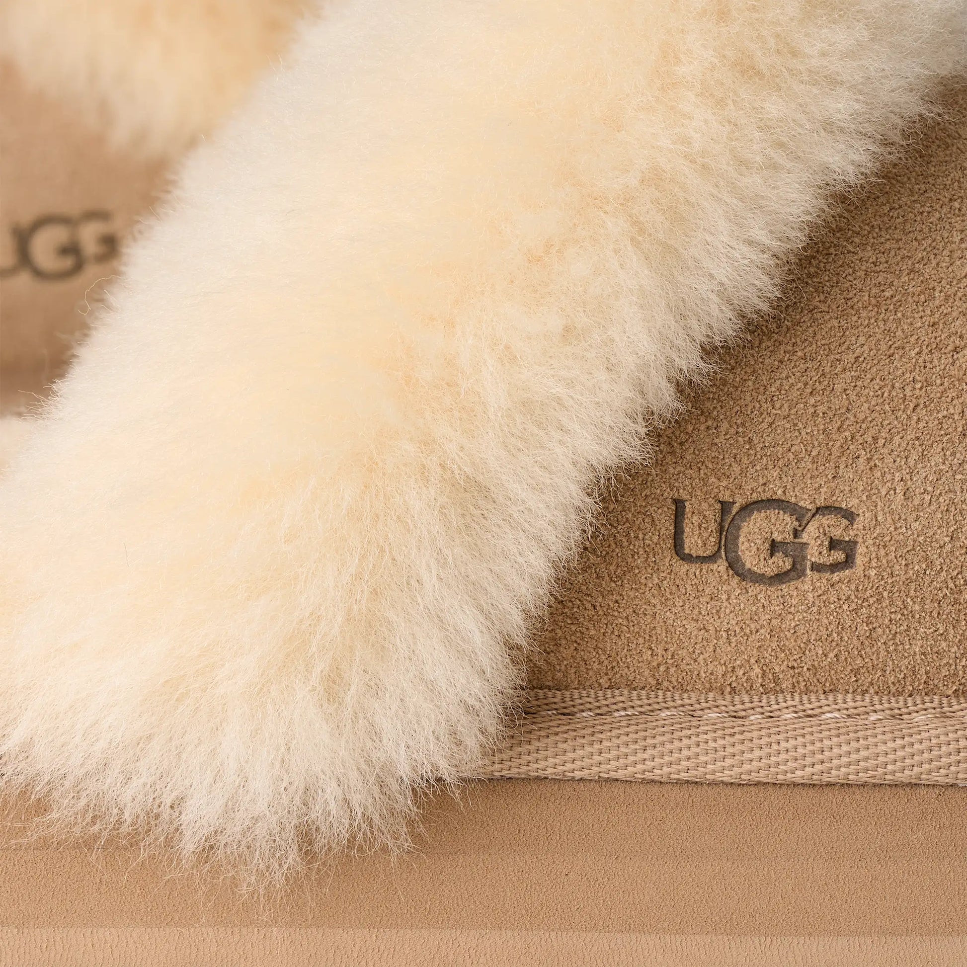UGG Disquette Slipper for Kids Sand