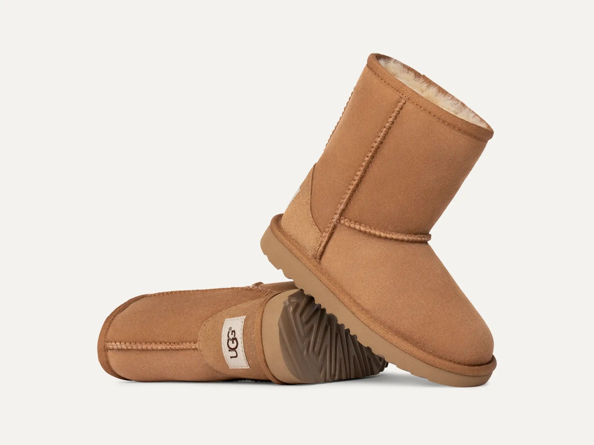 UGG Classic II Boot for Kids Chestnut
