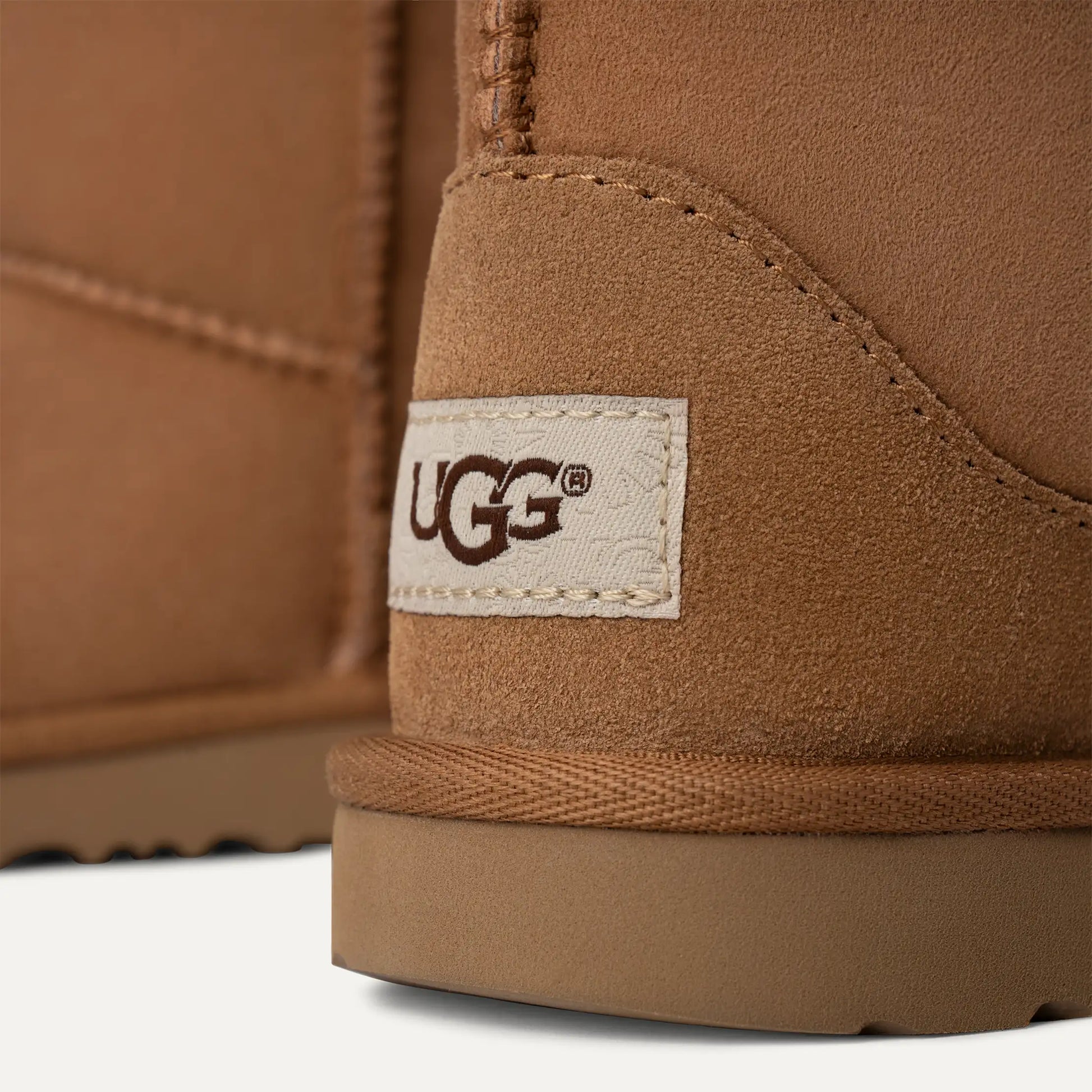 UGG Classic II Boot for Kids Chestnut