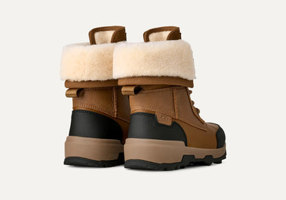 UGG No Change Chestnut