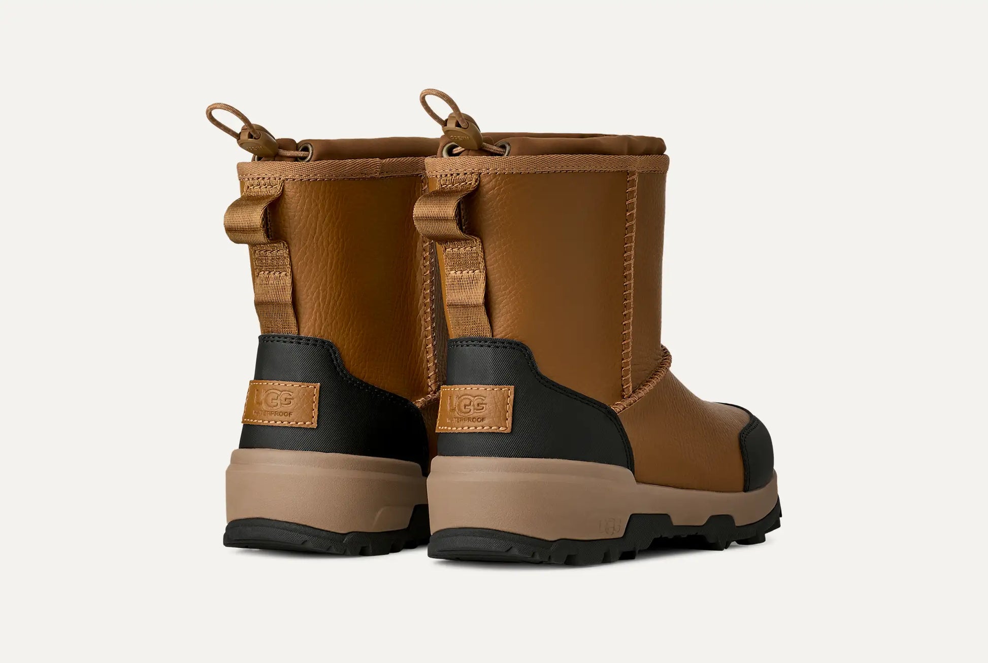 UGG No Change Chestnut