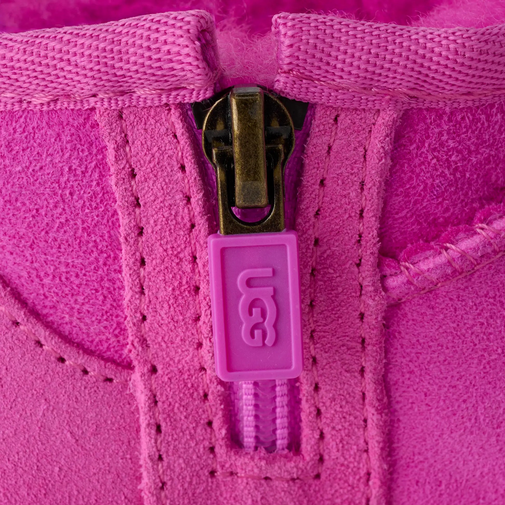 UGG Classic Ultra Mini Boot for Kids Bright Fuchsia