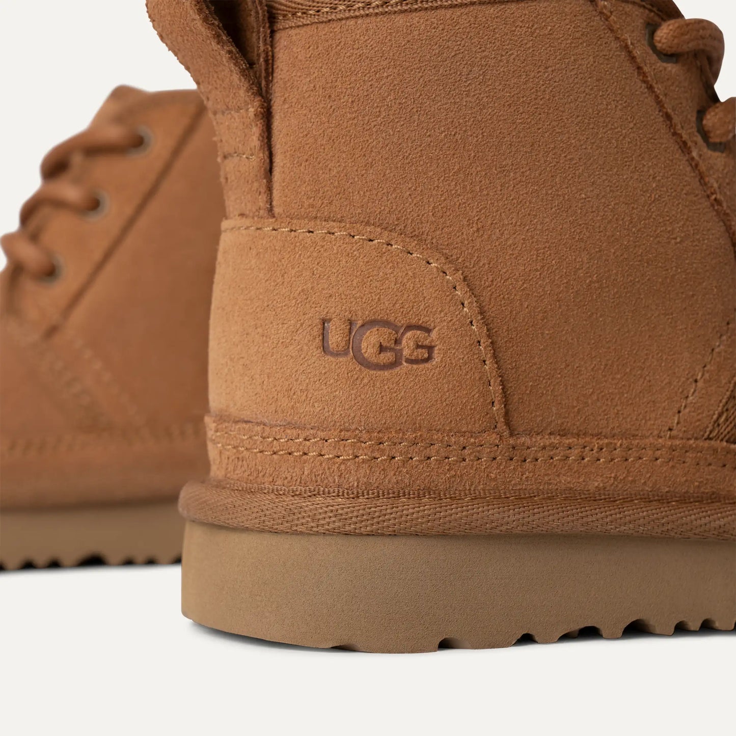 UGG Neumel II Boot for Kids Chestnut