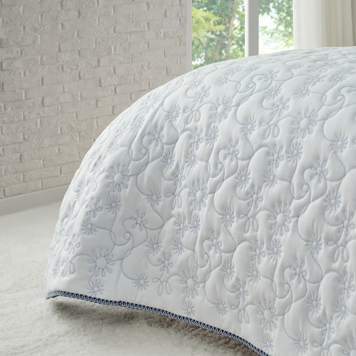 UGG Botanic Quilt Set T/TXL for the Home