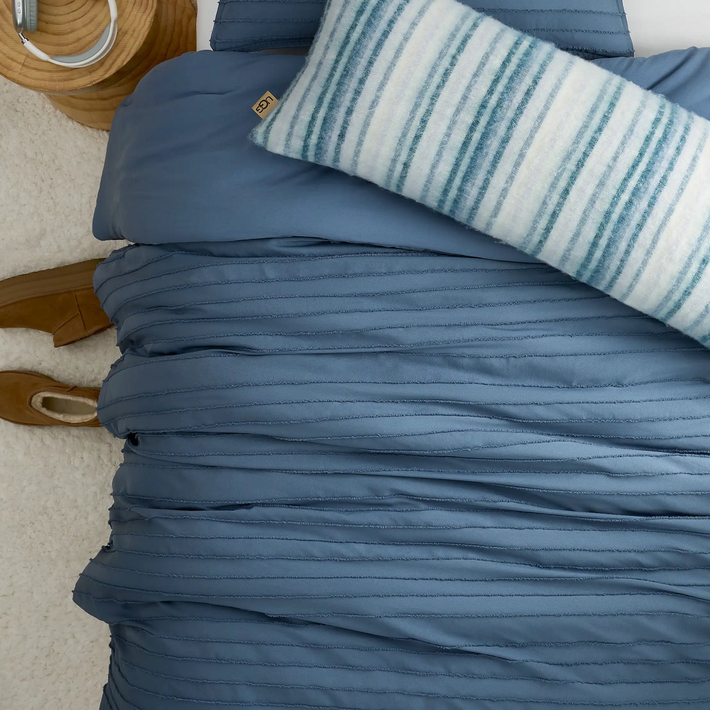 UGG Devon Texture Comforter Set T/TXL for the Home