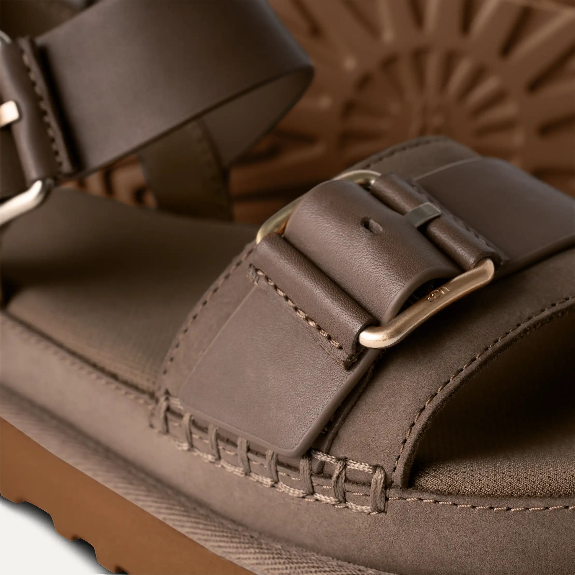 UGG Goldenstar Villa Sandal for Women Molasses