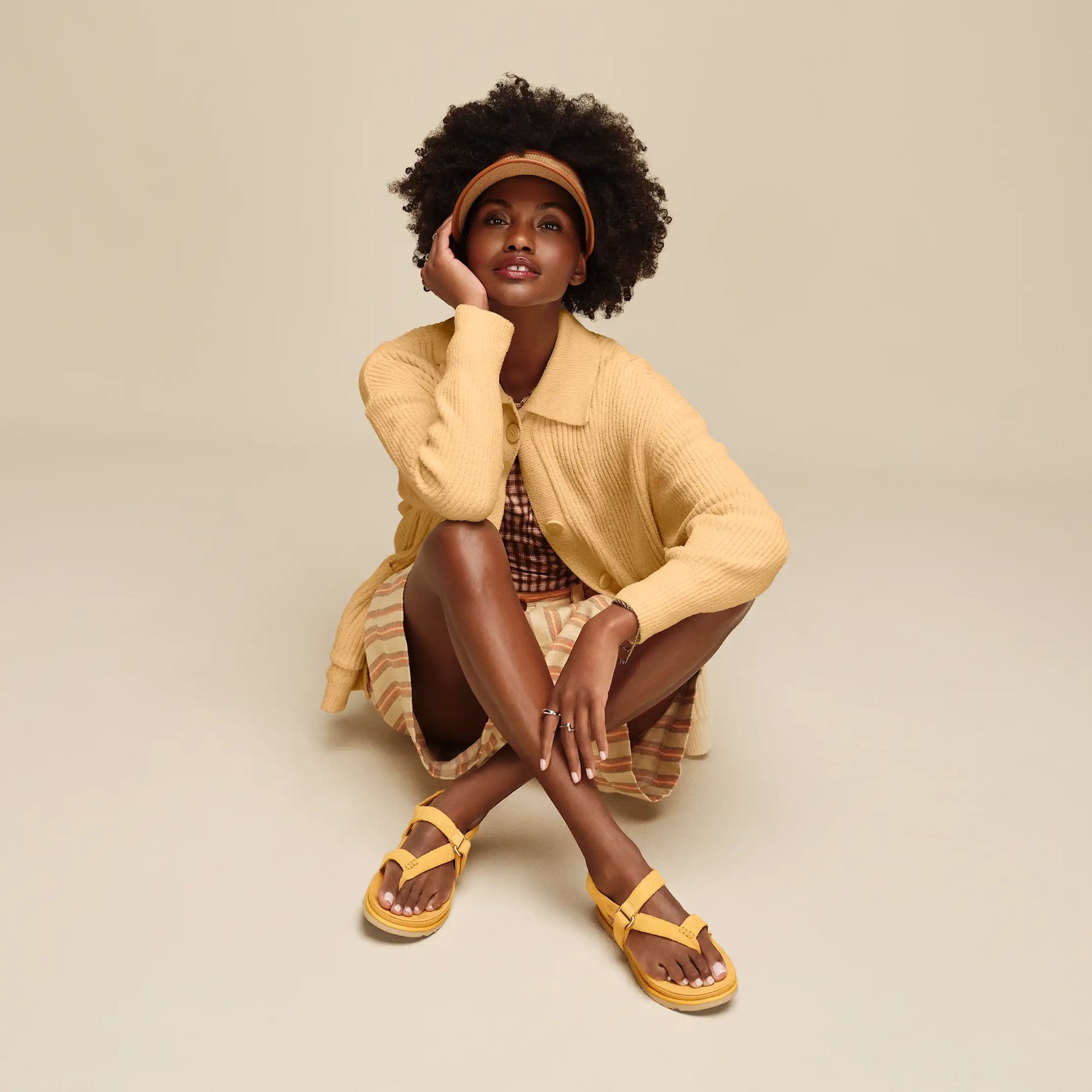 UGG UGG® GoldenGaze Toe Post for Women Wheat Field
