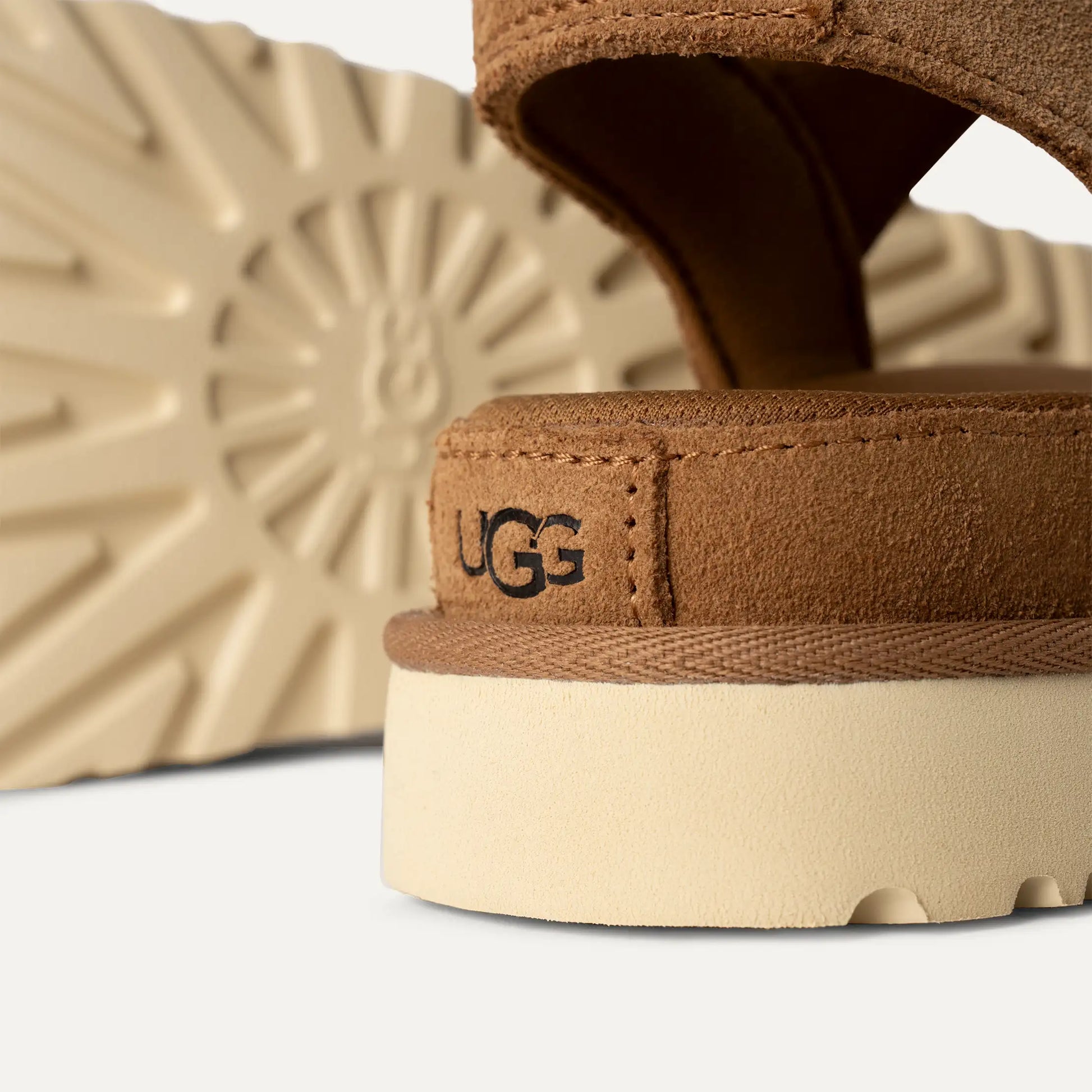 UGG Goldenstar Sandal for Women Chestnut