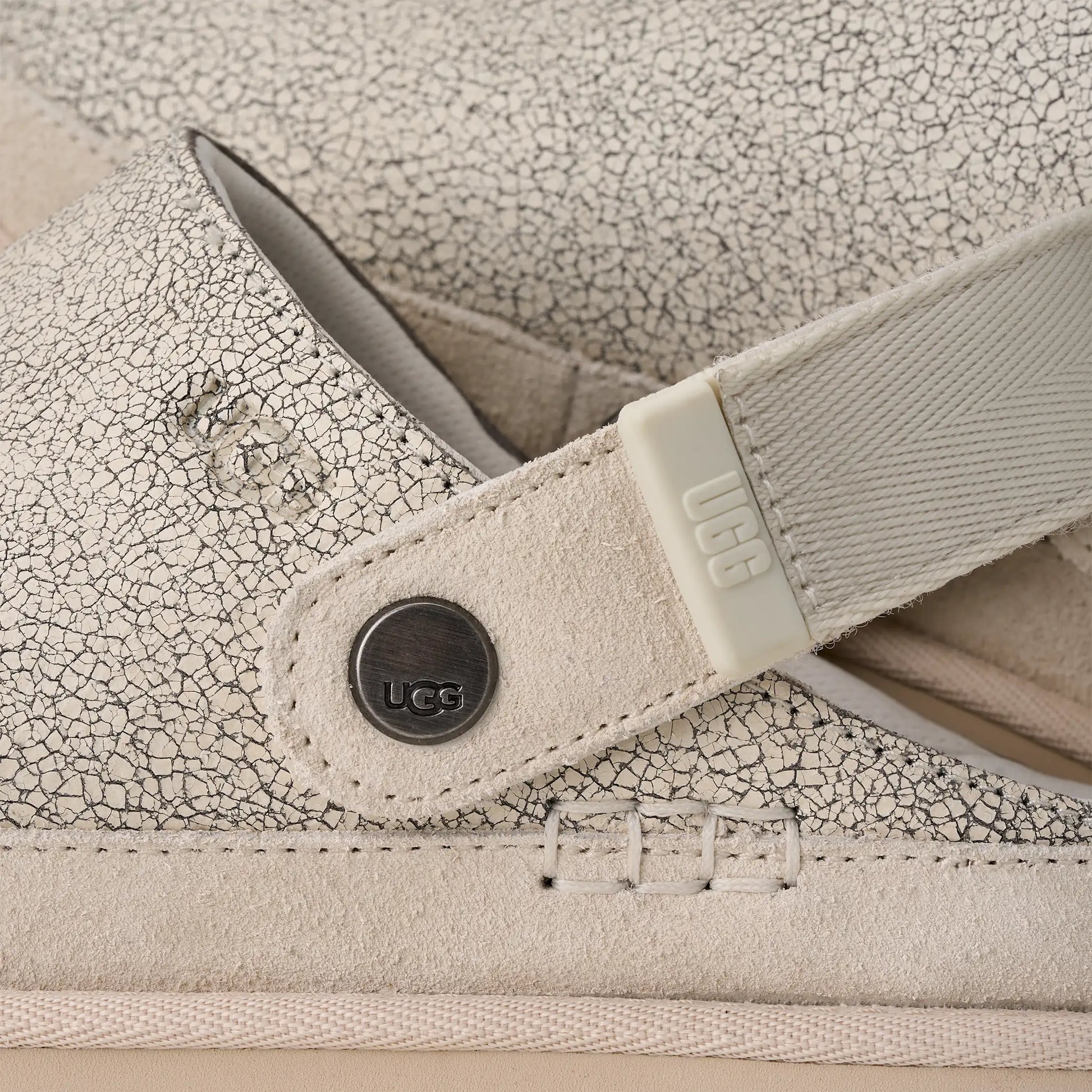 UGG Goldenstar Crackle Clog for Women Crackle White