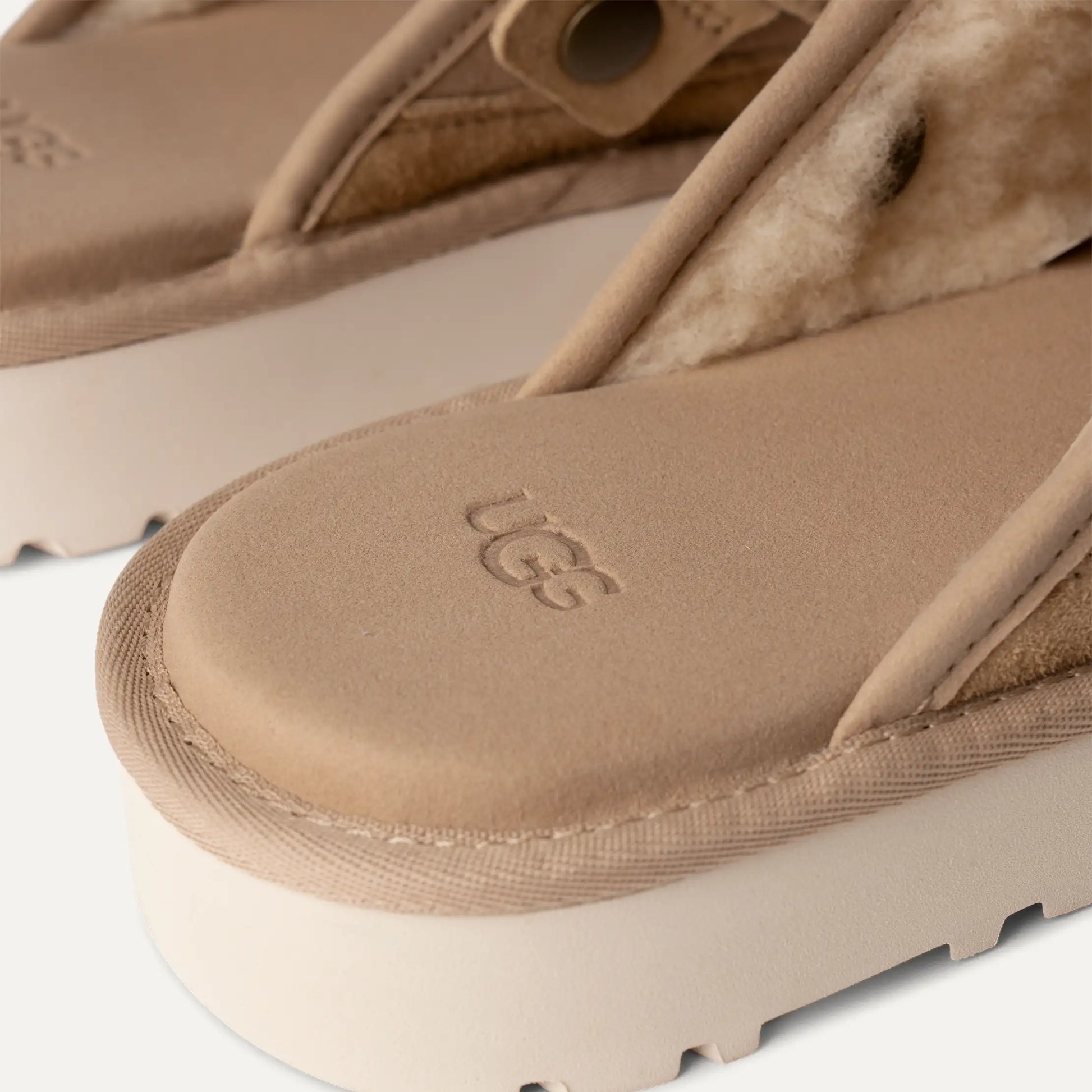 UGG Goldencoast Clog Regenerate for Men Sand