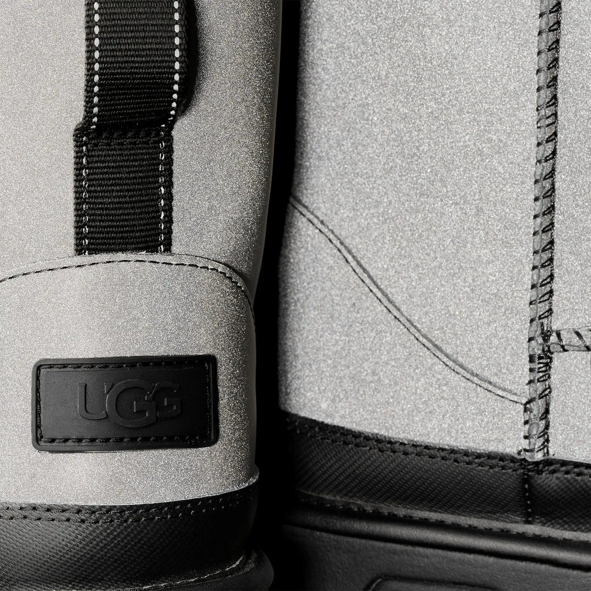 UGG Classic Mini Reflective for Men Black Reflective