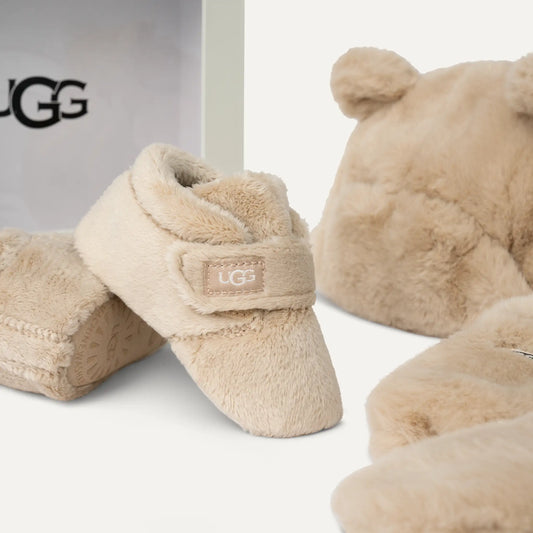 UGG Bixbee and Hat and Mitten Set for Baby Blond