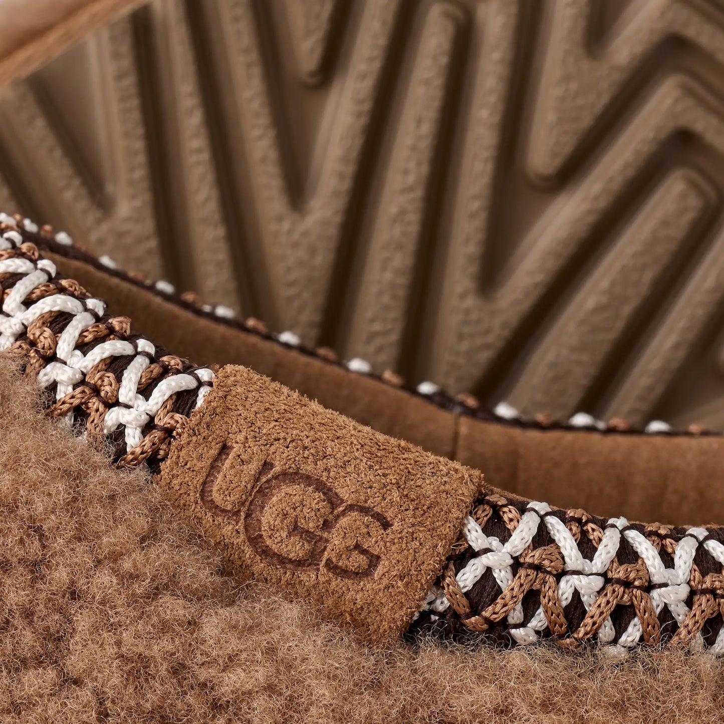 UGG Tasman Maxi Curly for Toddlers Chestnut