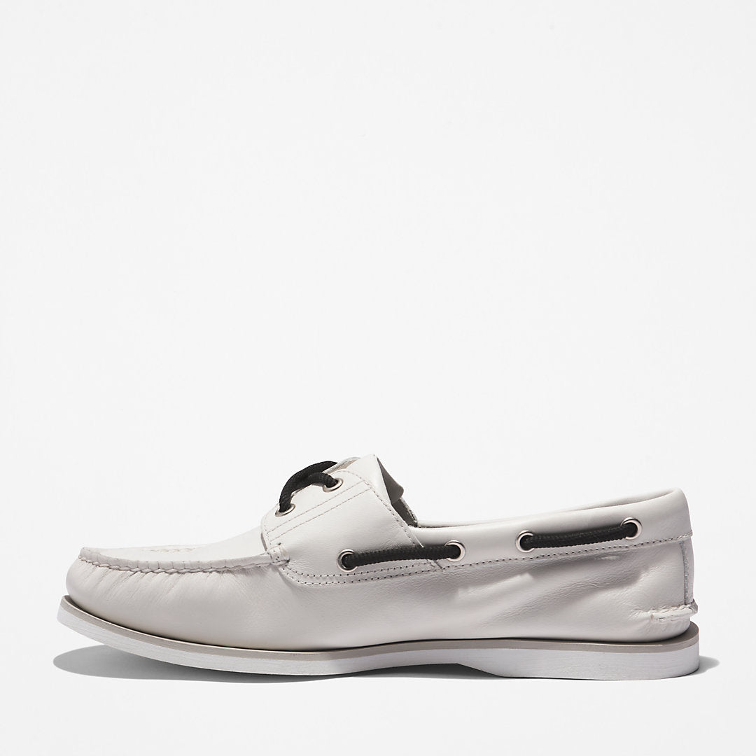 Timberland® 2-Eye Classic Boat Shoe for Men in White Timberland For Sale